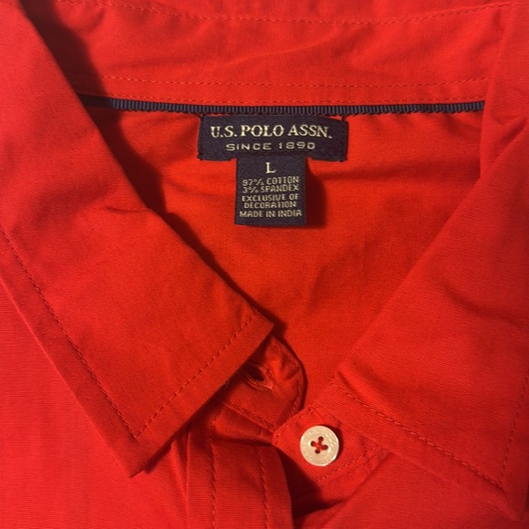 ✨ [US Polo Assn.] Red Button Down - Picture 5 of 6
